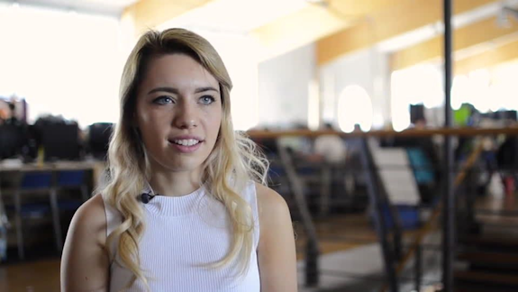 Victoria "Dinglederper"